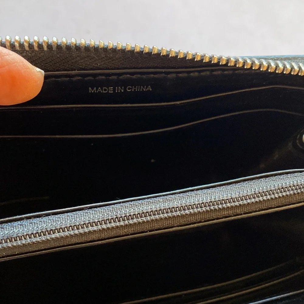 Burberry Wallet - Picture 5 of 7